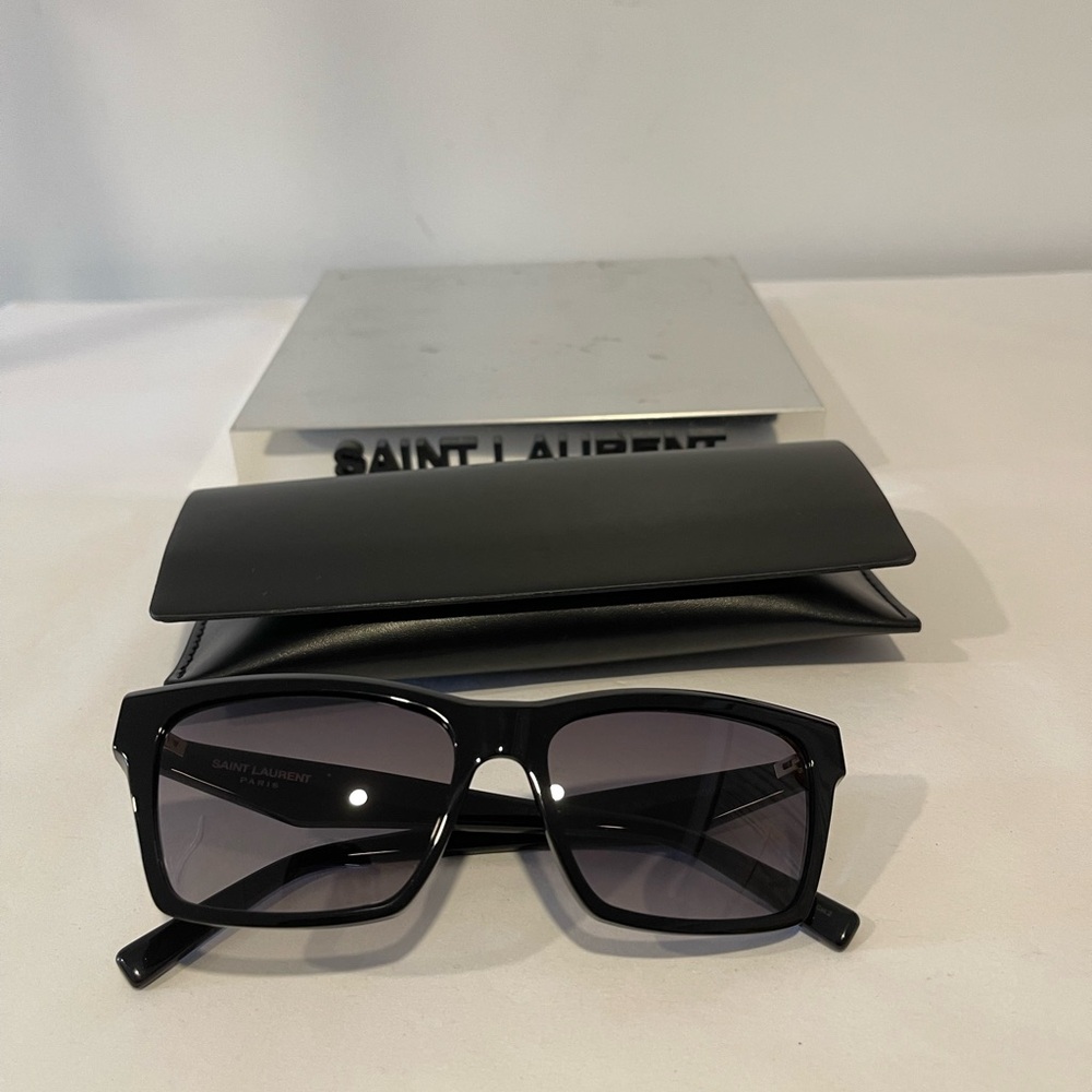 Saint Laurent Unisex Sunglasses | SL M104-001 | Black | YSL Gold - Picture 4 of 8